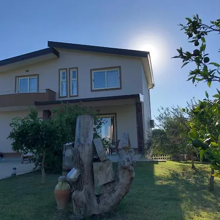 Sunnyside Villa *