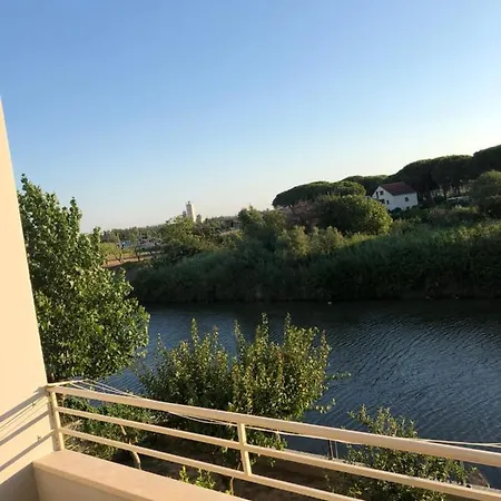 Sunnyside Villa *