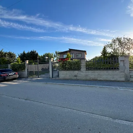 Sunnyside Villa *