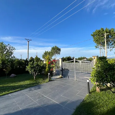Sunnyside Villa
